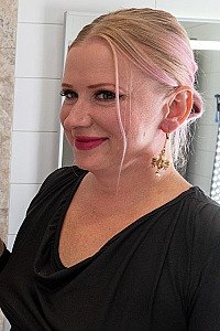 Vikki Fox
