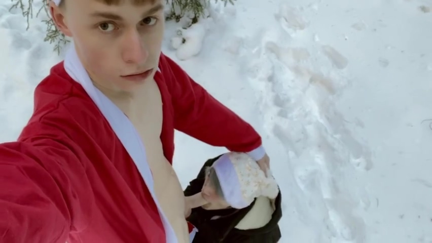 X-mas In July Sucking