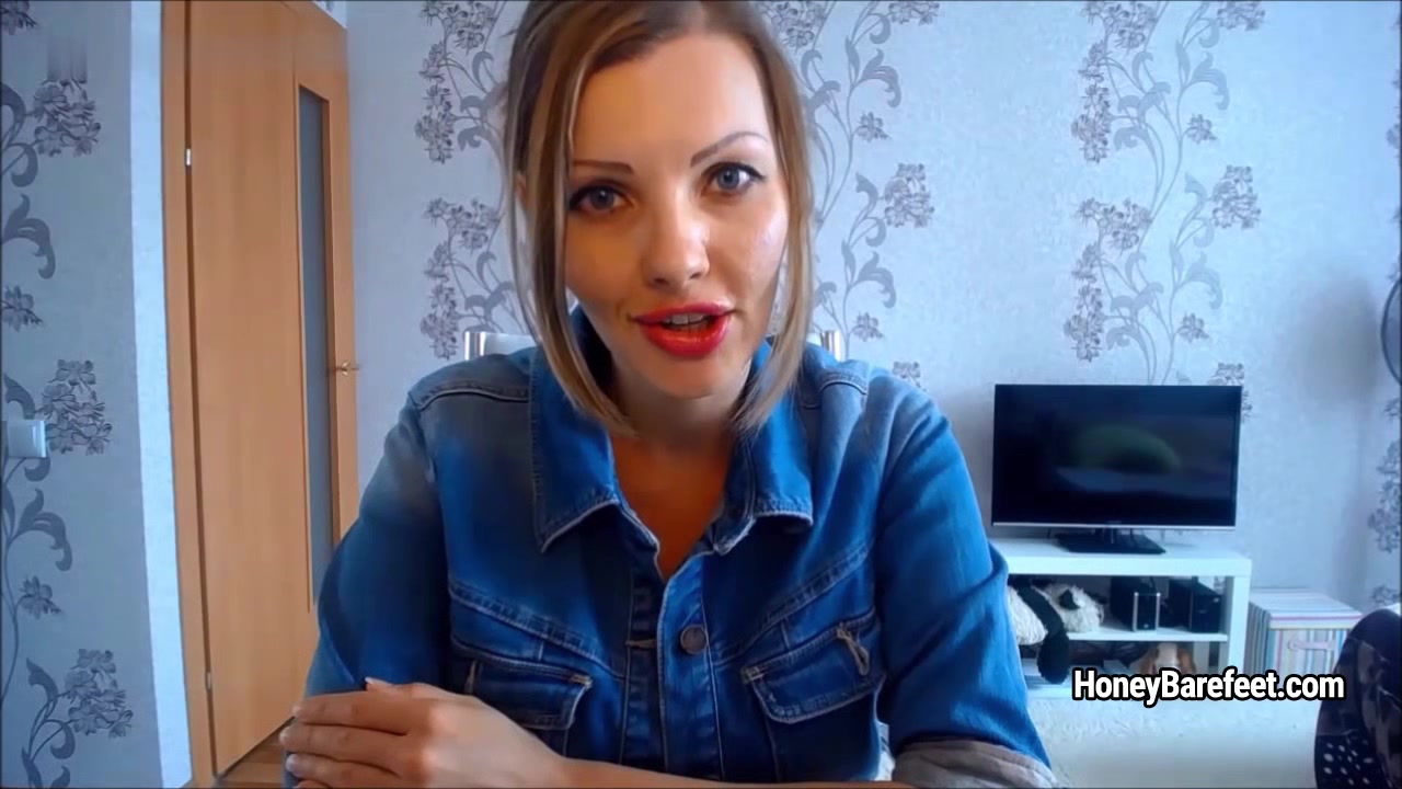 Miss Honey Barefeet - Taking Advantage Of Loser John