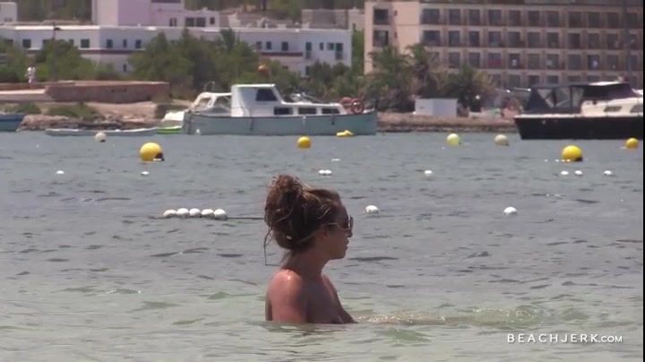 Topless Out-takes - BeachJerk