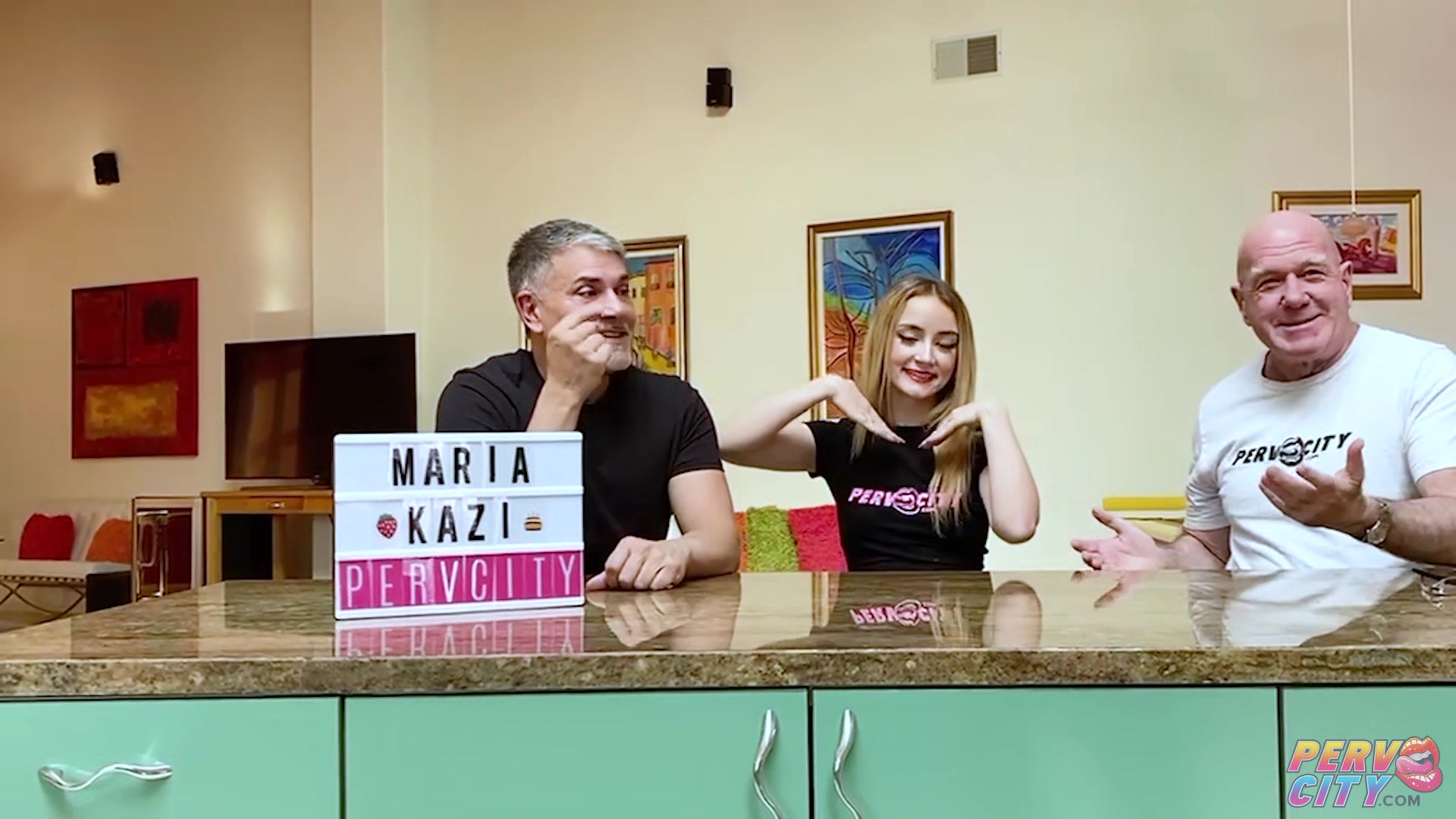 Maria Kazi Live