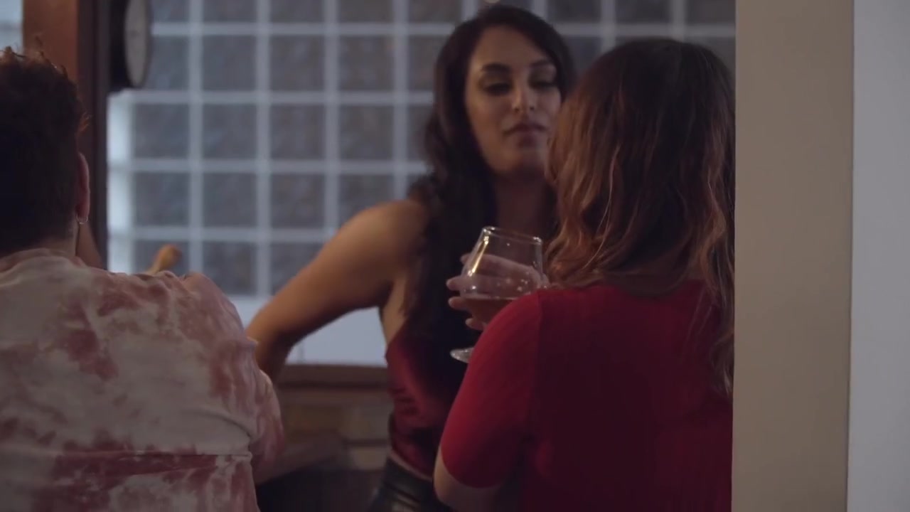 Nat Portnoy And Kali Sudhra - And Shares Bbc In Steamy Threesome