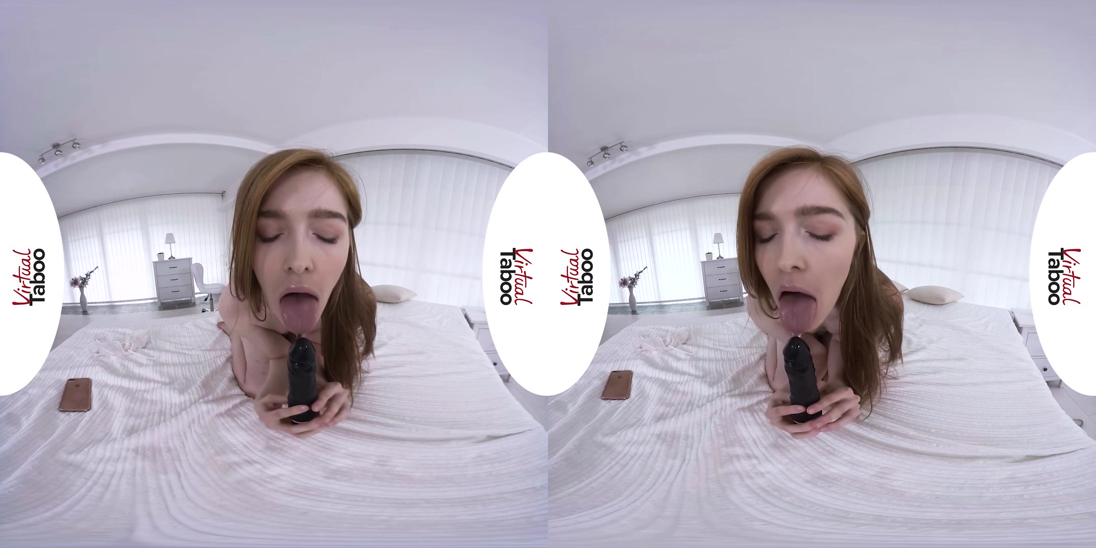 Jia Lissa VR Porn: Jia's Bedroom Dreams - VirtualTaboo