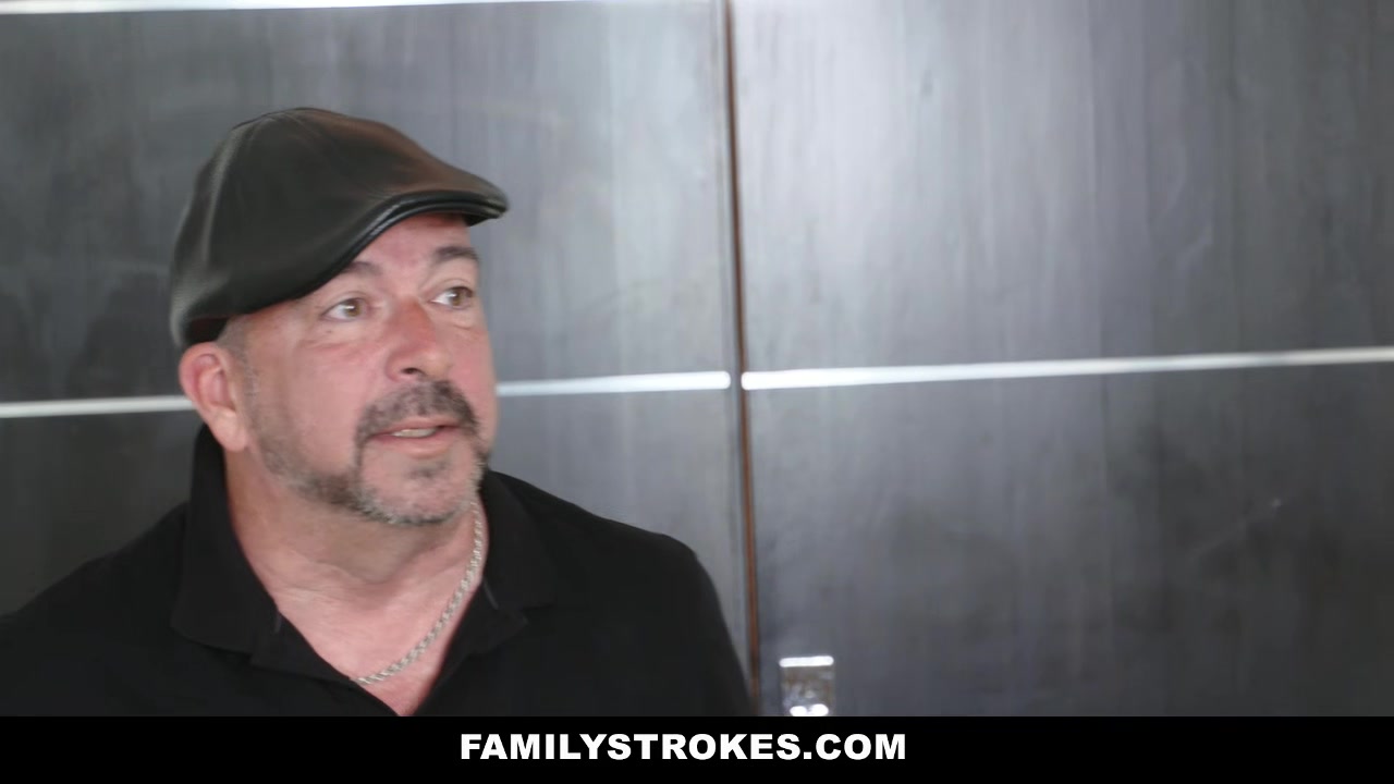 FamilyStrokes - Horny stepson rubs and fucked stepmoms pussy