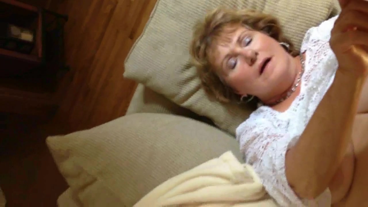 Busty Rita Pt1 - TacAmateurs