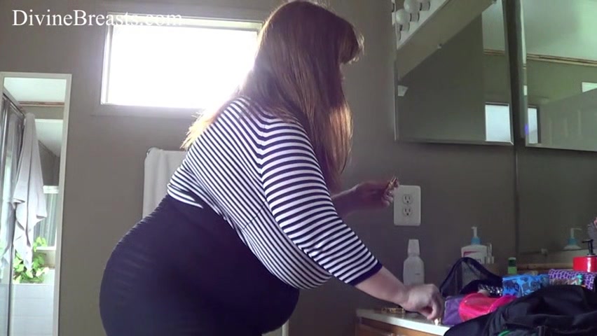 BBW Boobs Behind the Scenes
