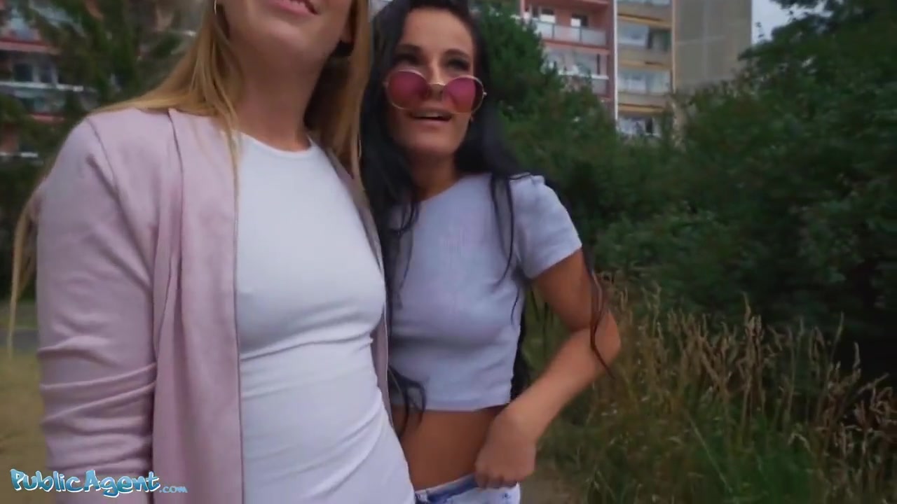 Lexi Dona And Alexis Crystal In 3 Way Pov Blowjob And Great Fucking