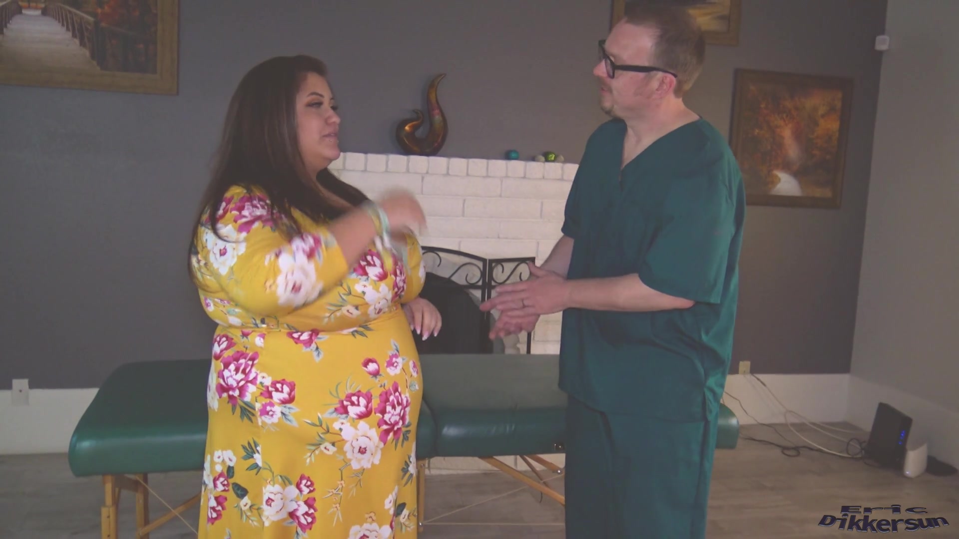 Rubbing Kaleena - Sex Movies Featuring Lusty Bbw