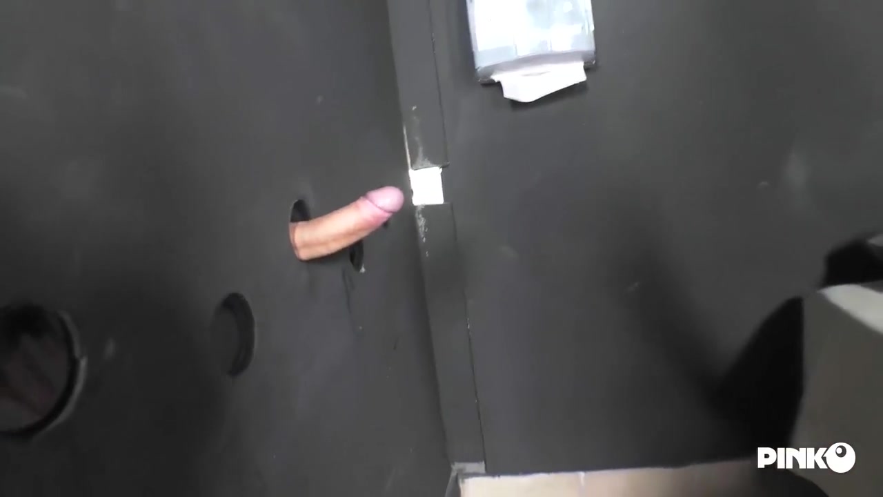 Amandha Fox In Starts With A Double Gloryhole And Then Has A Threesome