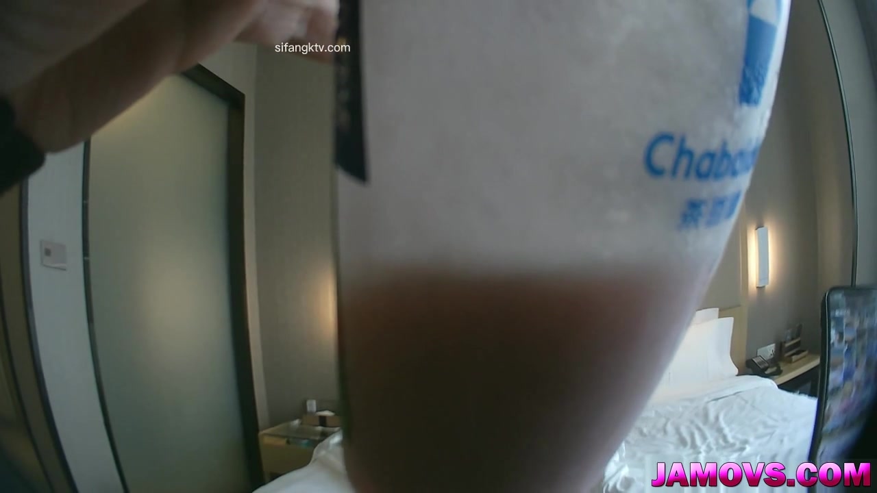 asian girl sex in a hotel