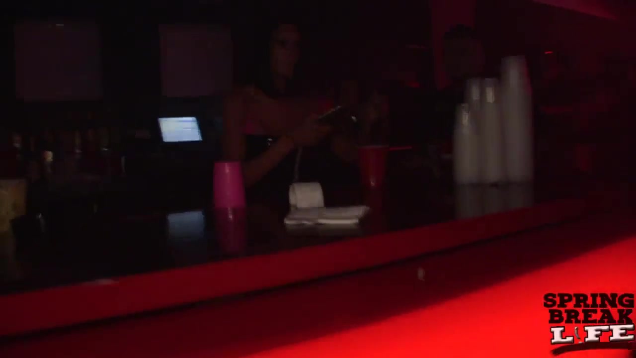 Girls Night Out Clubbing - SpringbreakLife