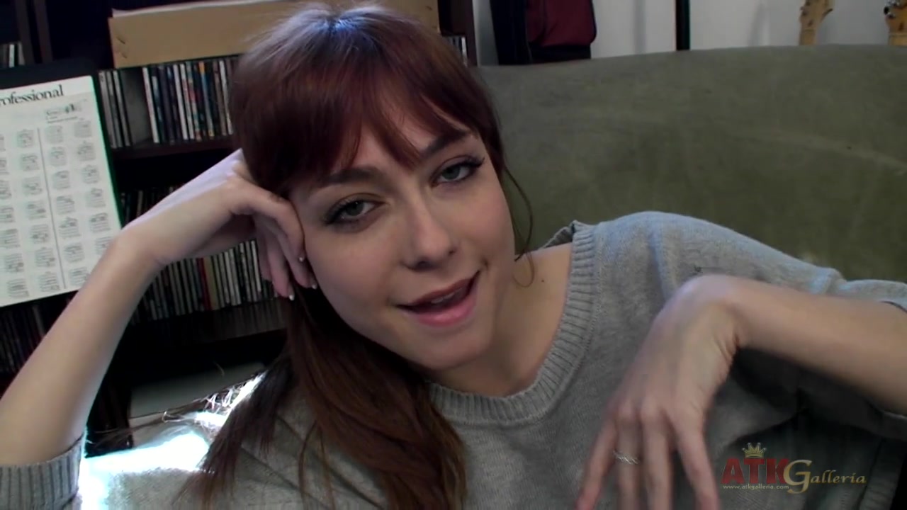 Brunette bombshell zoe voss at the interview