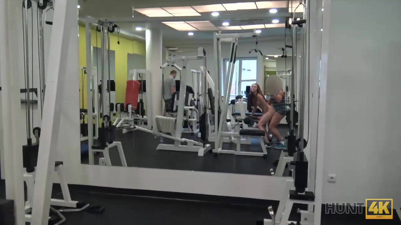 HUNT4K. Linda Sweet forgets about working out and has sex for money