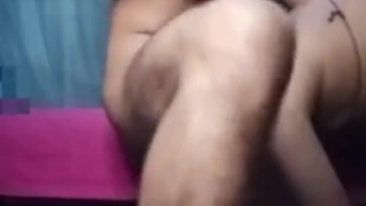 Muscular Hunk Massages And Rides Tall Gays Huge Cock