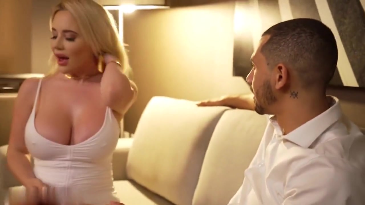 Savannah Bond - Incredible Sex Scene Milf Best Watch Show