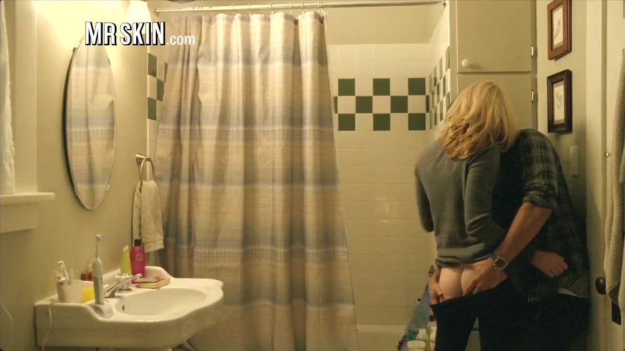 Gwyneth Paltrow Will Give You an Iron Gland - Mr.Skin