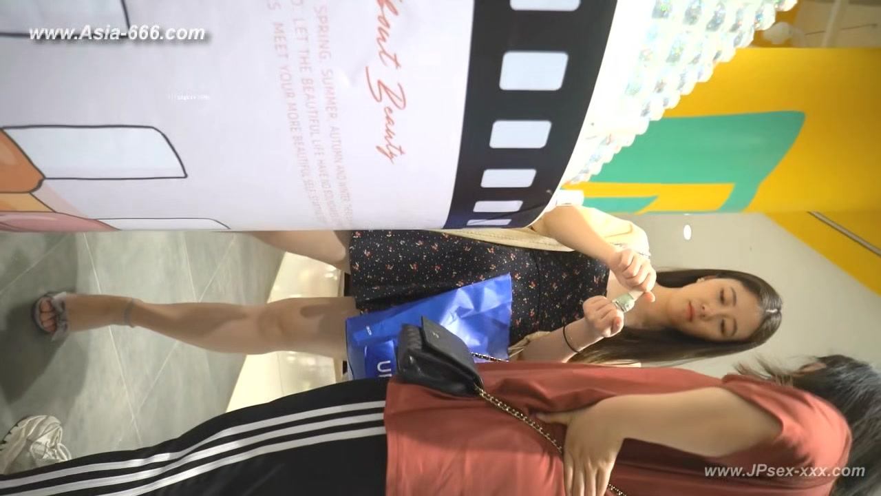 peeping chinese amateur upskirt.181