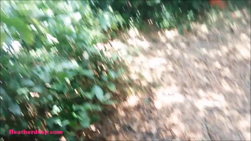 Heather deep gets caught giving deepthroat throatpie outdoor on beach by tourists