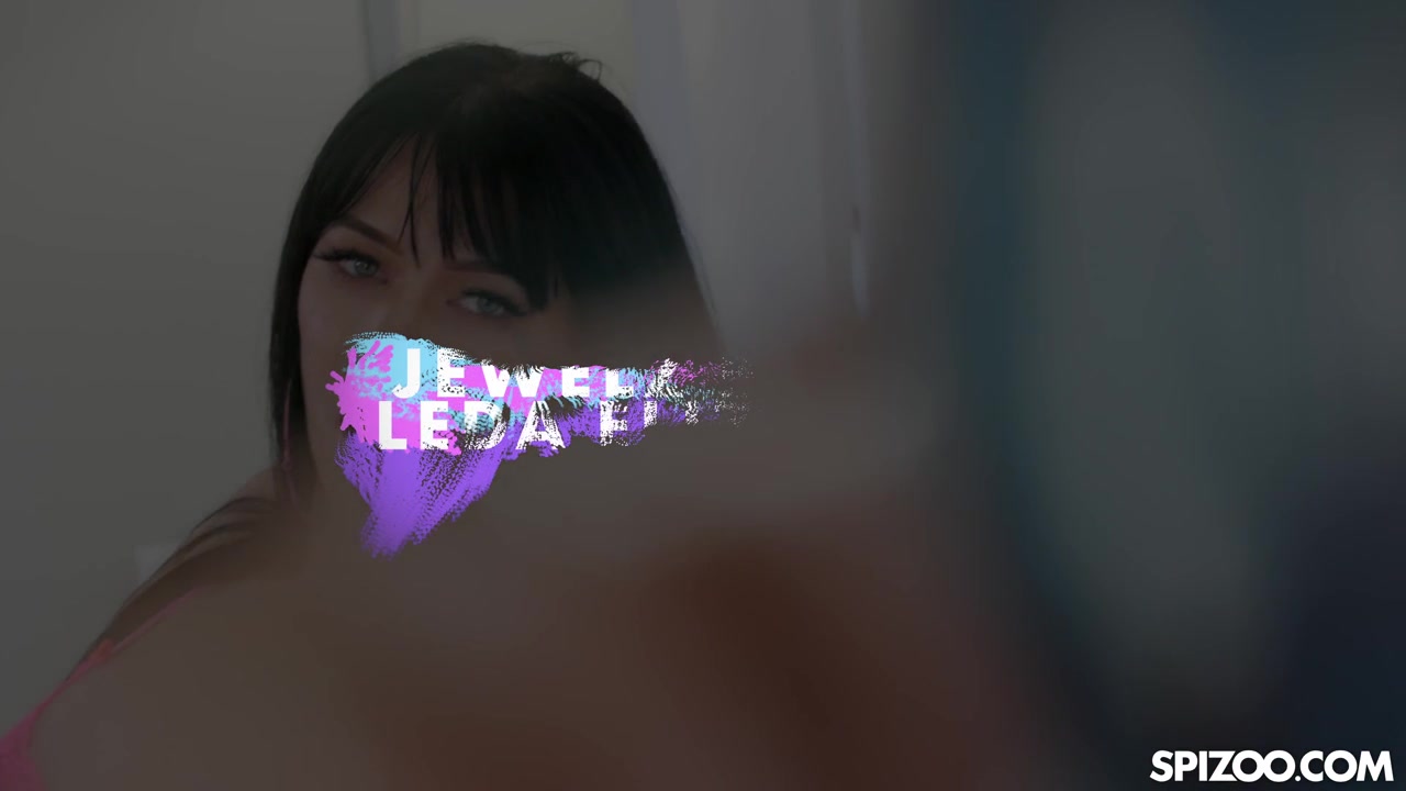 Leda Meets Jewelz 4k - Spizoo
