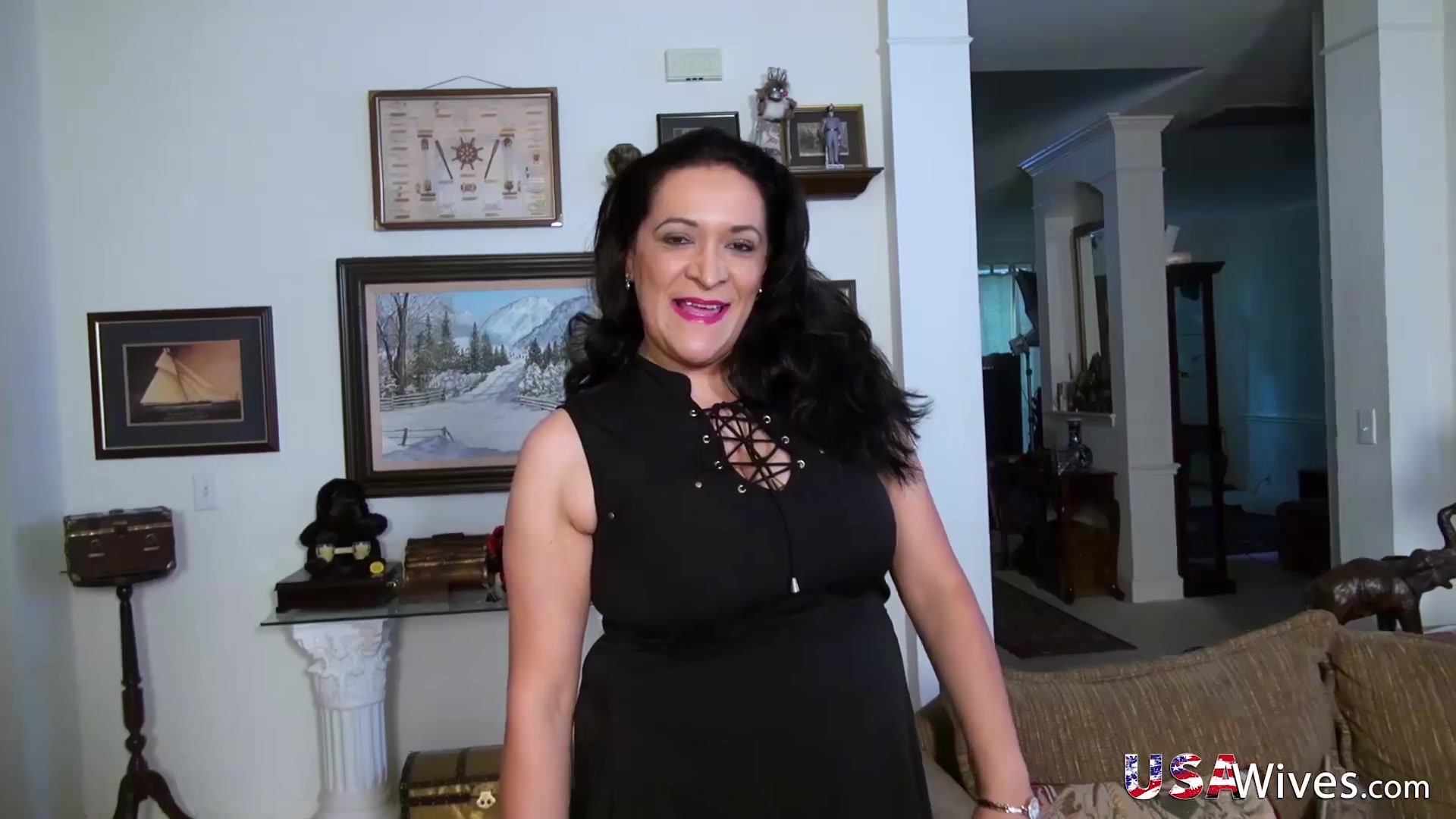 USAwives Busty Chubby Mature Solo Masturbation