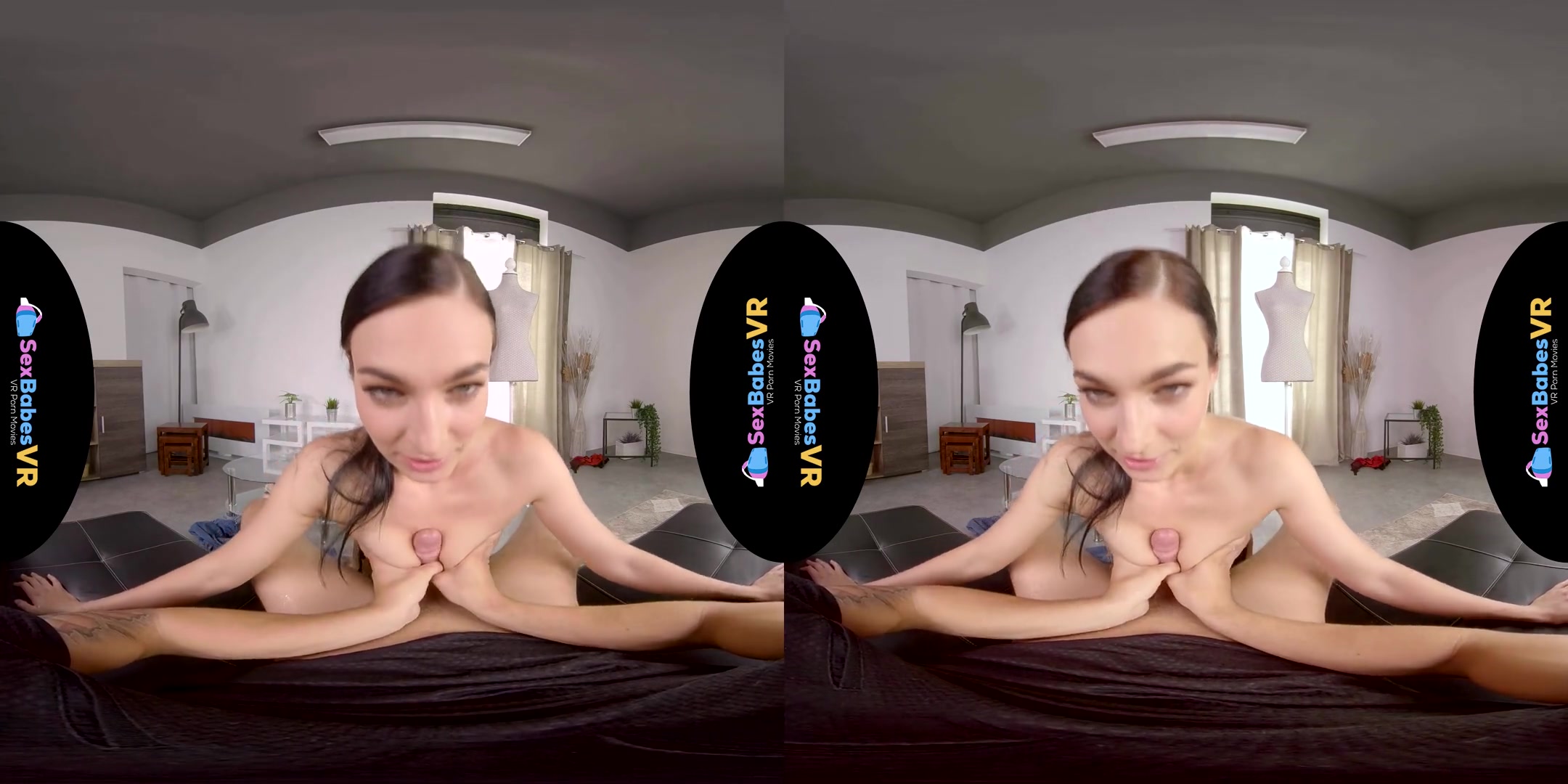 Lee Anne in In Clouds - SexBabesVR