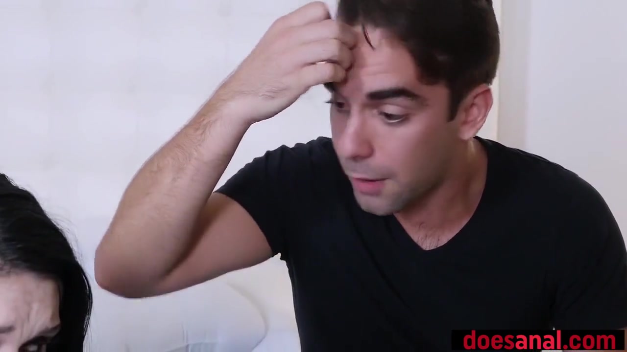 Only Anal Makes This Pale Skinned Skinny Bitcht Cum