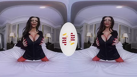 Linsey Dawn McKenzie in 2Risque - VRPFilms