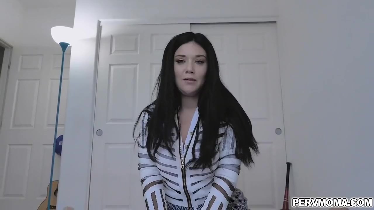 Megan Wraps Her Luscious Lips Around Step brothers Dick