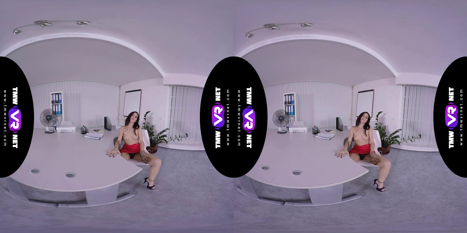 Lullu Gun in A Hot-Tempered Brunette Studies Solo Fucking In Vr - TMWVRNet