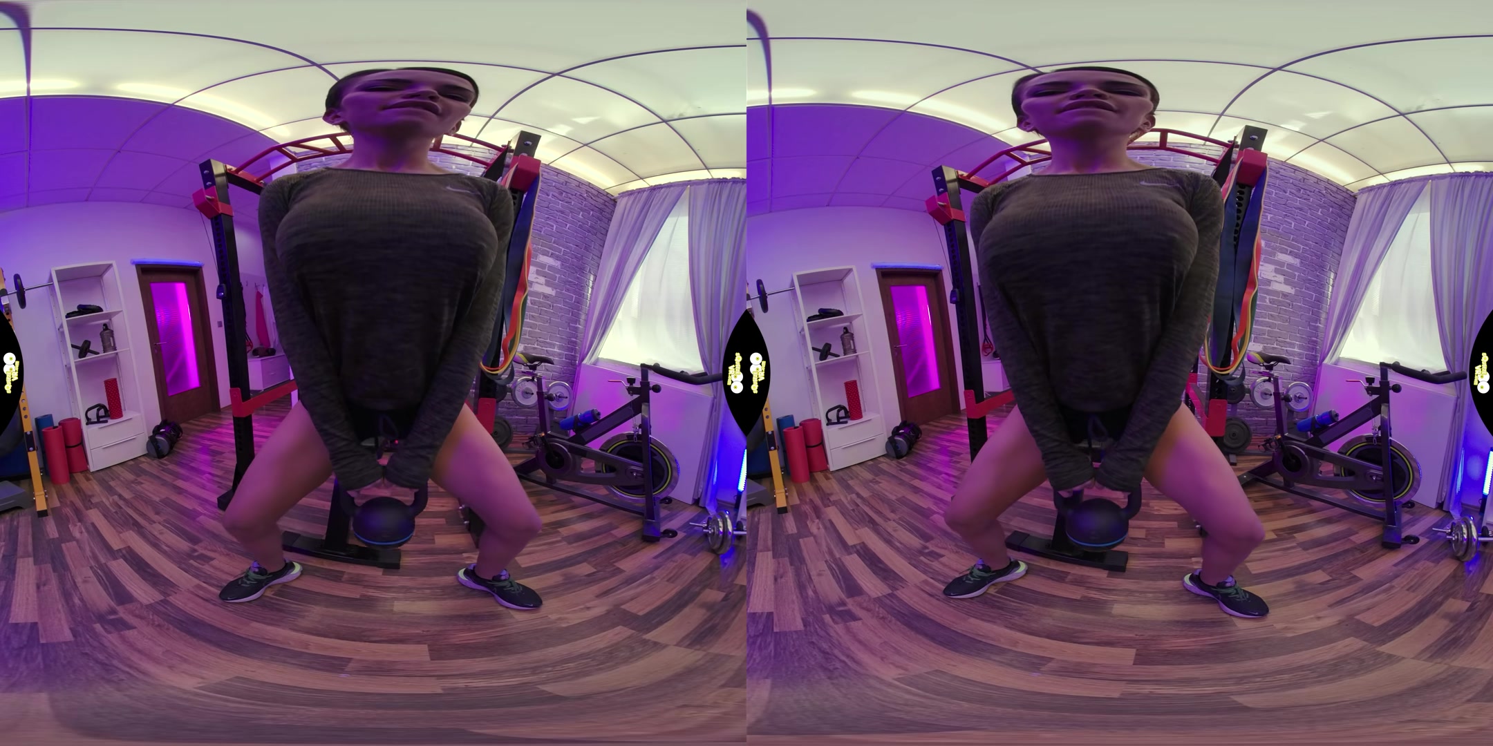 Alone in Fitness - SqueezeVR