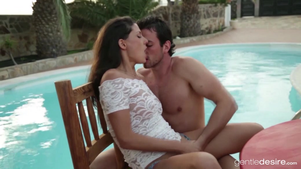 Alexa Tomas Joel Tomas in Skinny Spanish Cougar Alexa Tomas - GentleDesire