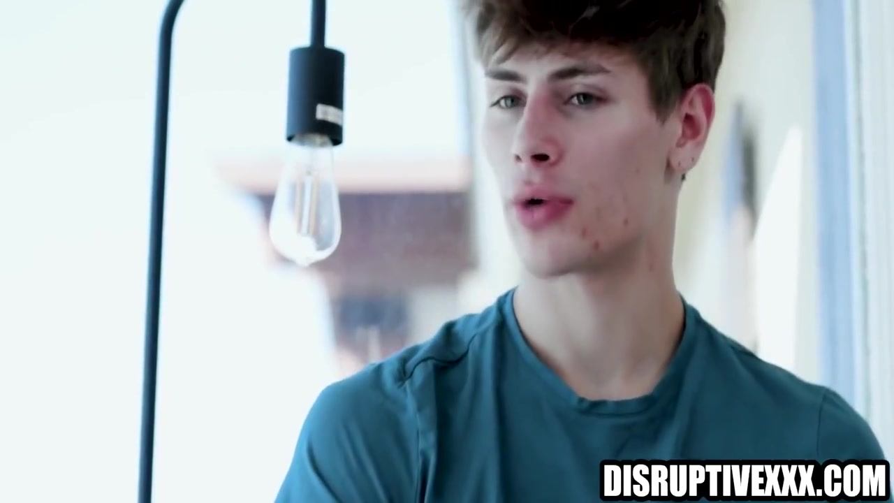 Straight Guy Cant Admit Hes Into Guys Too 7 Min - Cyrus Stark, Gay Porn And Greg Mckeon