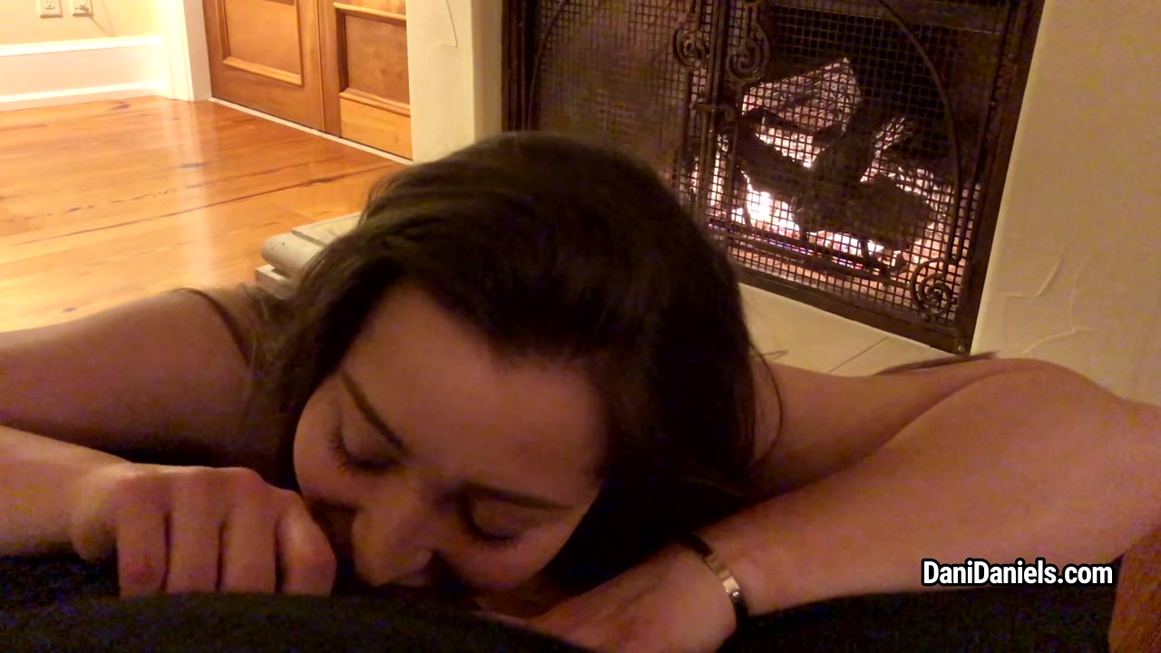 Dani Daniels - Your Submissive Pet Worshiping Your Cockг‚В