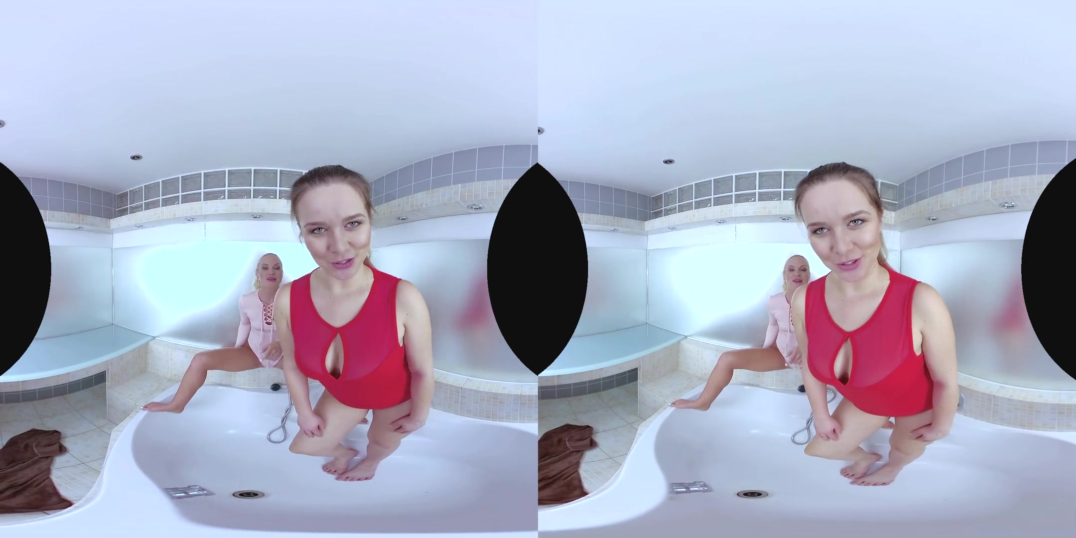 Nikky Dream & Vinna Reed in Golden Hair, Golden Rain - CzechVRFetish