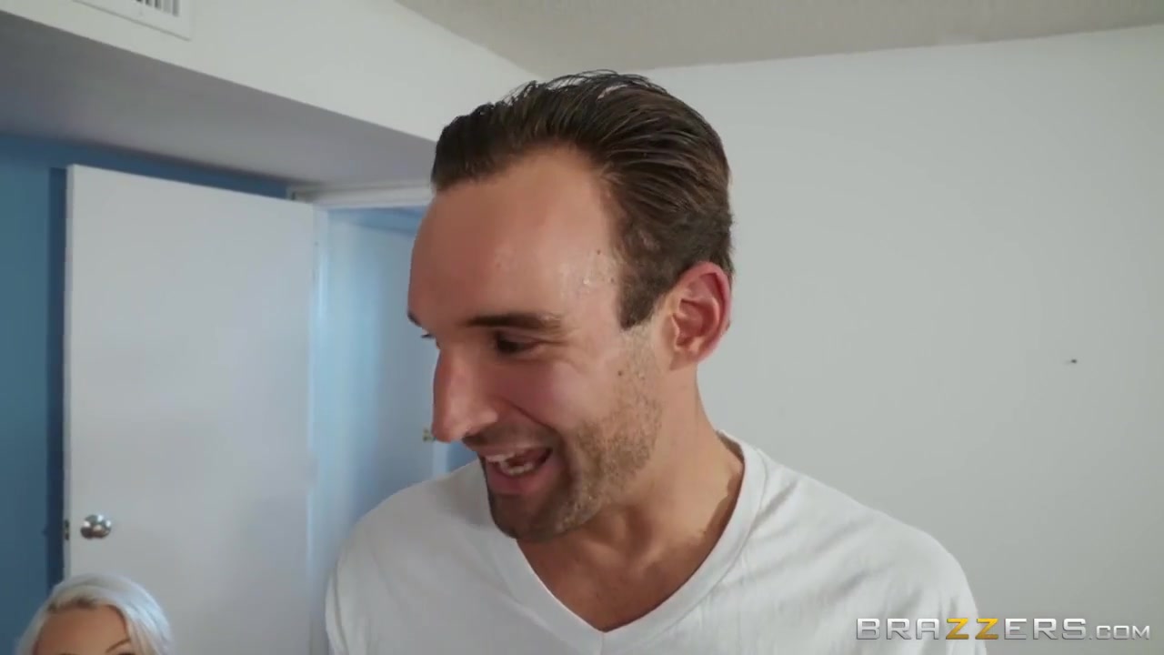 Alex Legend And Nicolette Shea In Tries Vr Pussy Fuck With