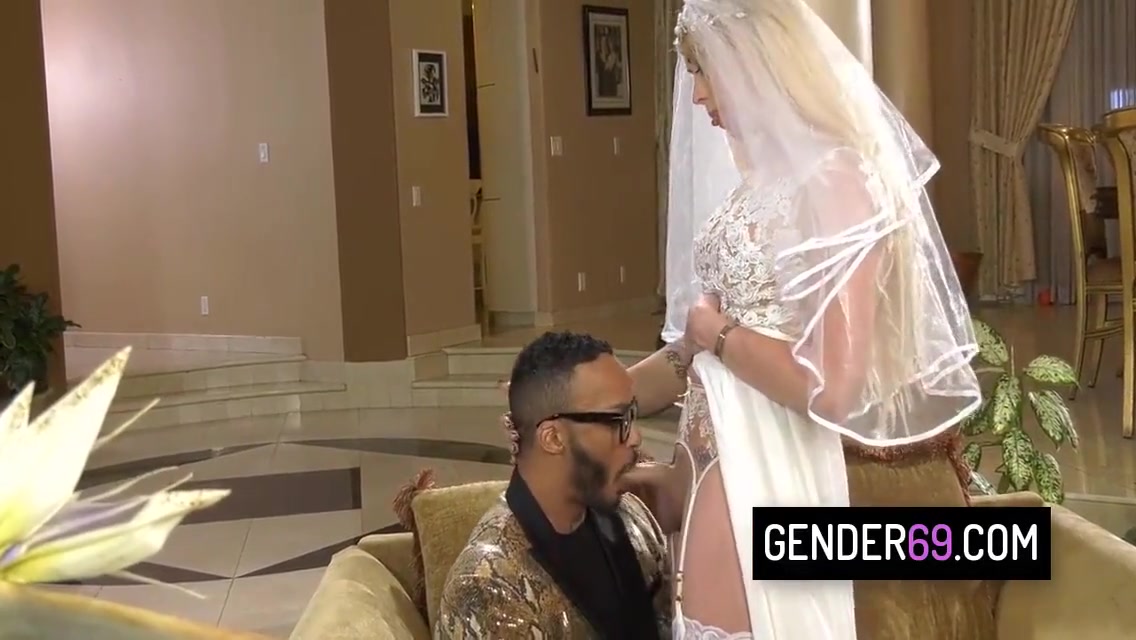 Dillon Diaz And Aubrey Kate In Trans Bride Deep Anal Fuck By Her Fiancee