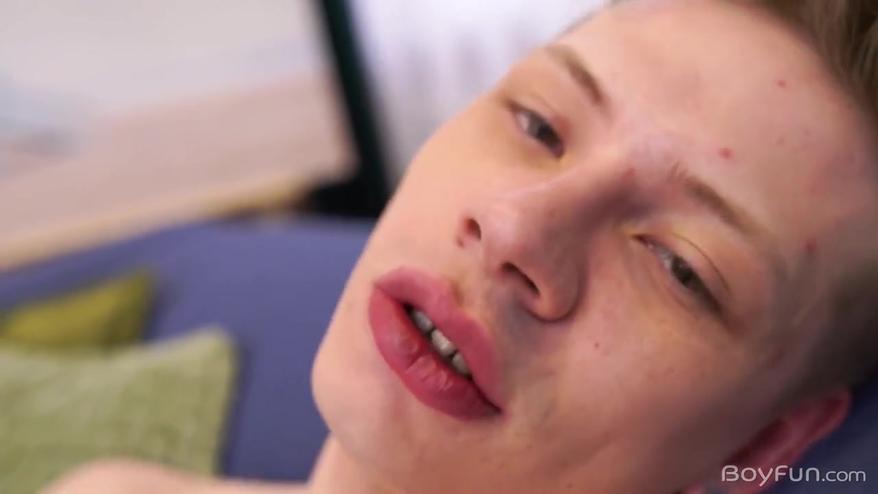 Archer Gray - Shaved Caucasian Loves Raw Fucking In Hd