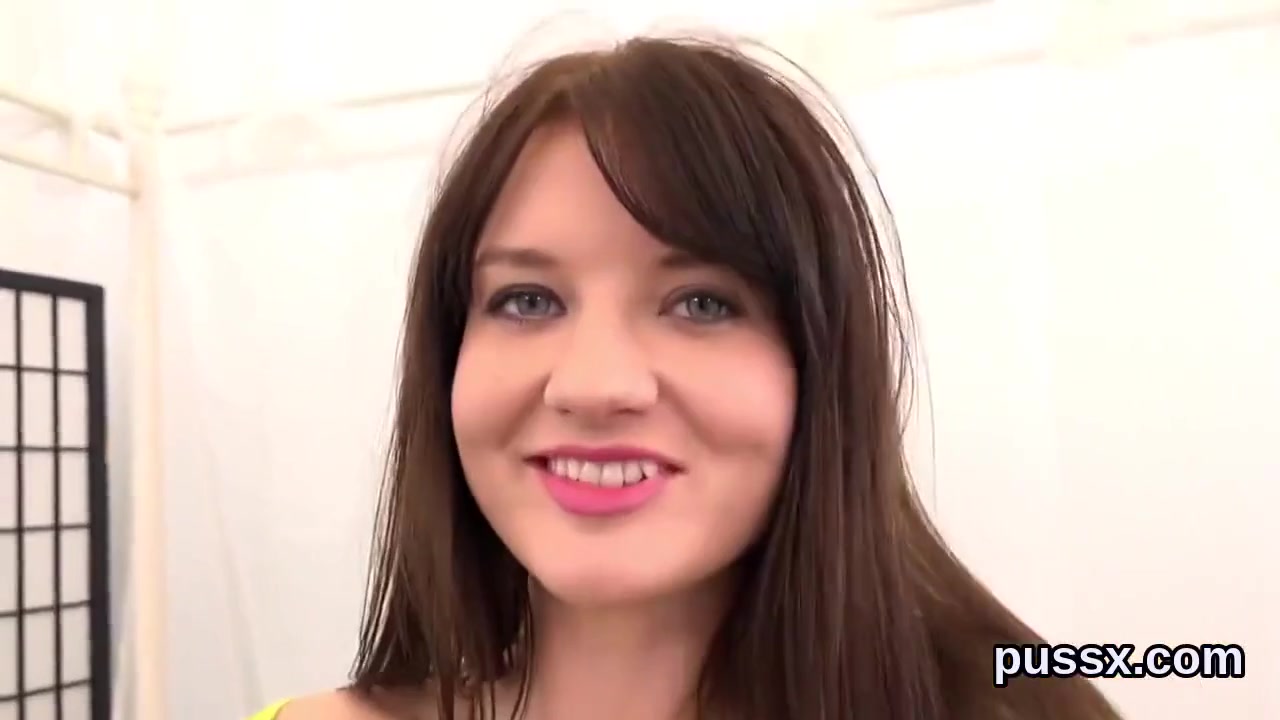 Sweet Czech Girls Open Up Their Asses With Buttplug And