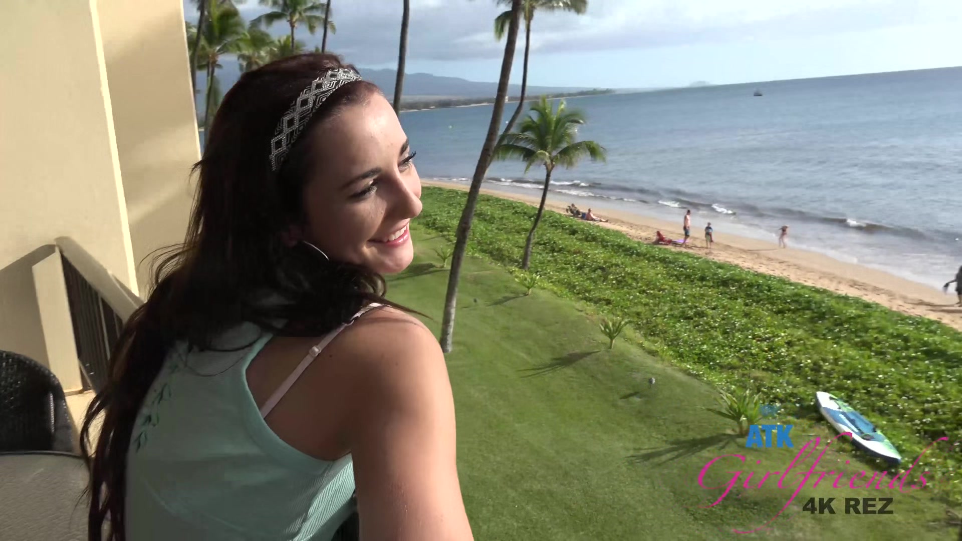 Virtual Vacation On Hawaii With Young Slut Jade Amber 1/11