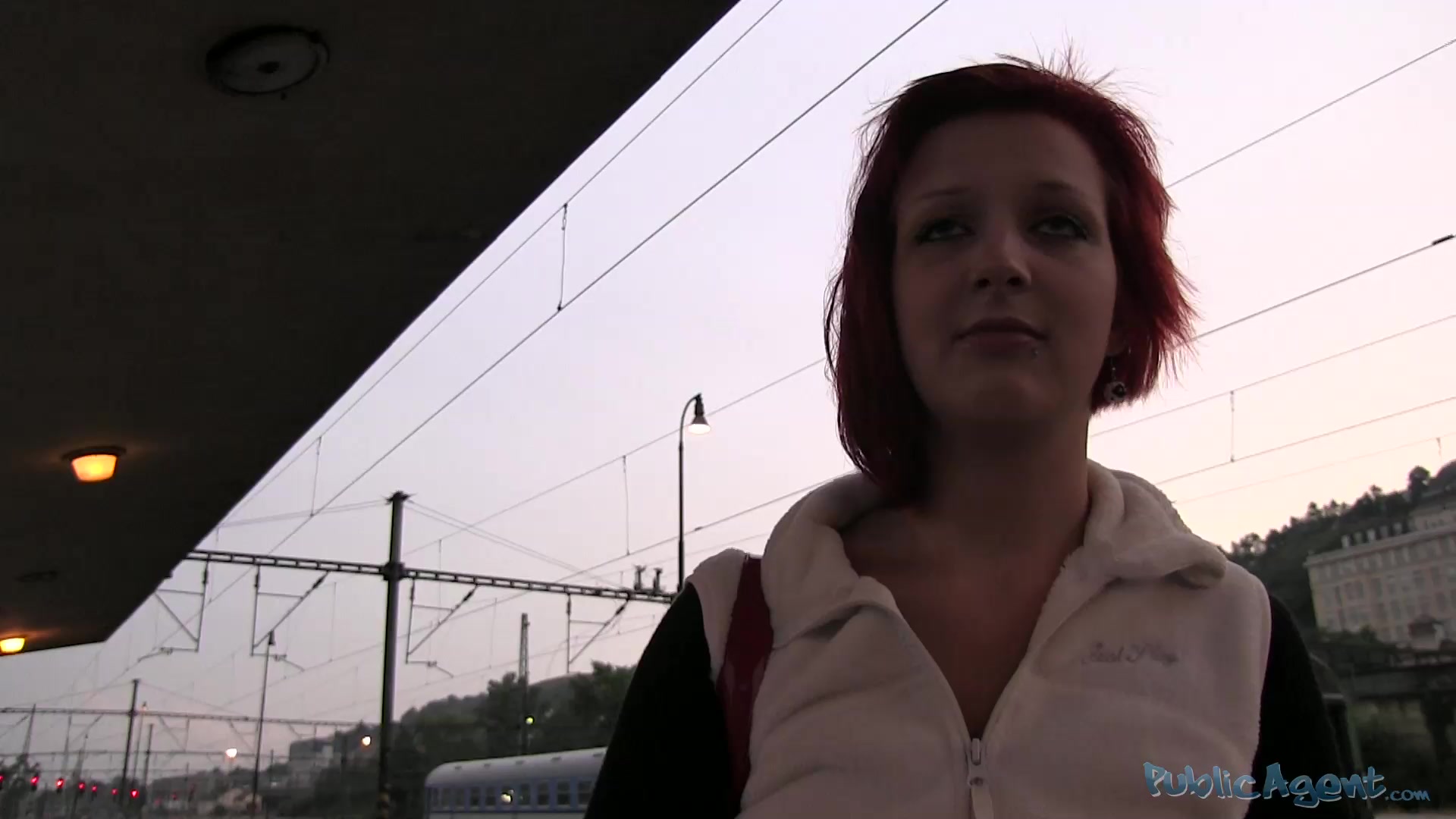 Amateur redhead with cute piercing picked up and mouthfucked