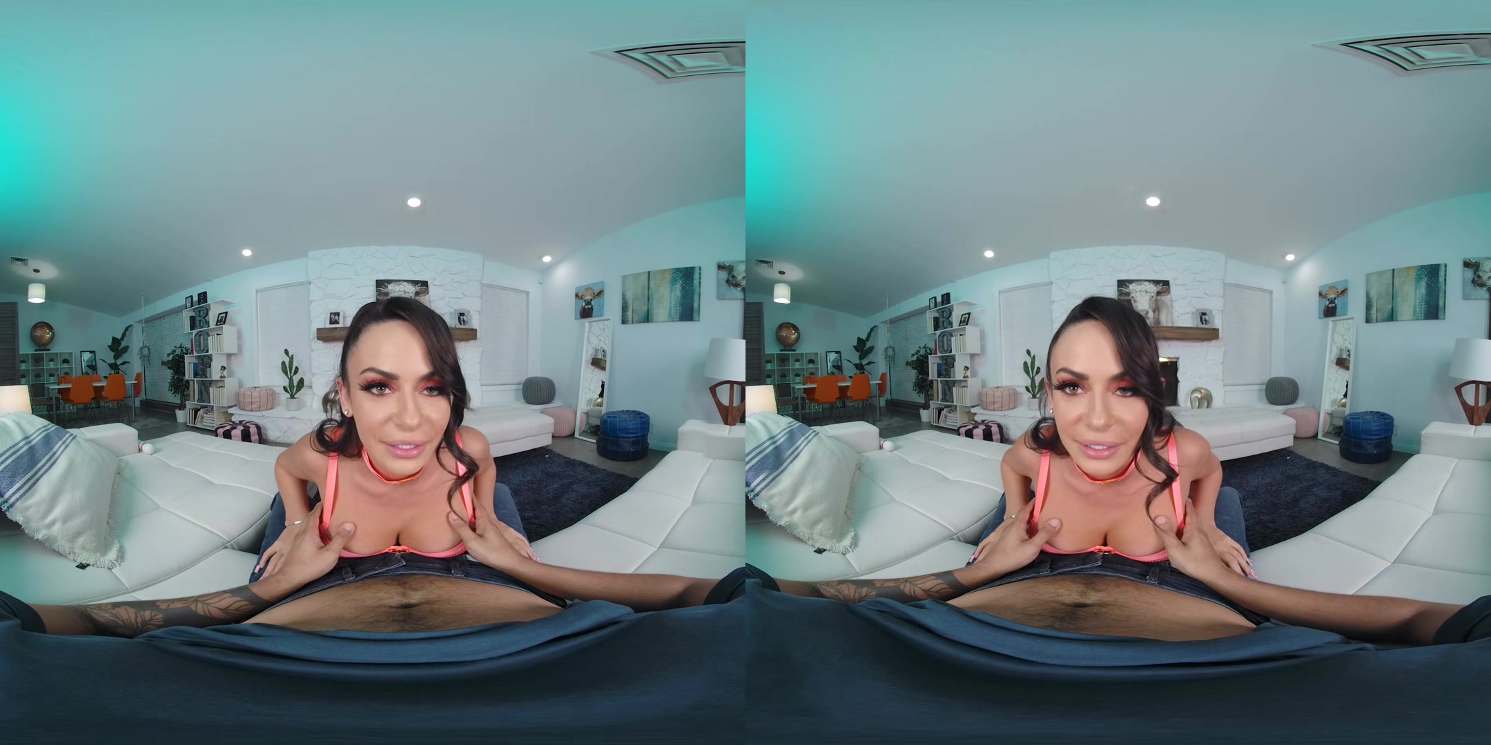 Tinder Boobs are Back