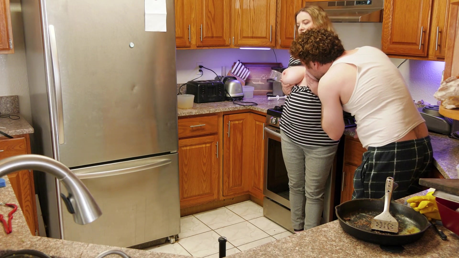Neighbor's Wife Cums Needing Sugar And Gives Milk