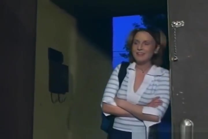 Sexy babysitter in hot threesome action