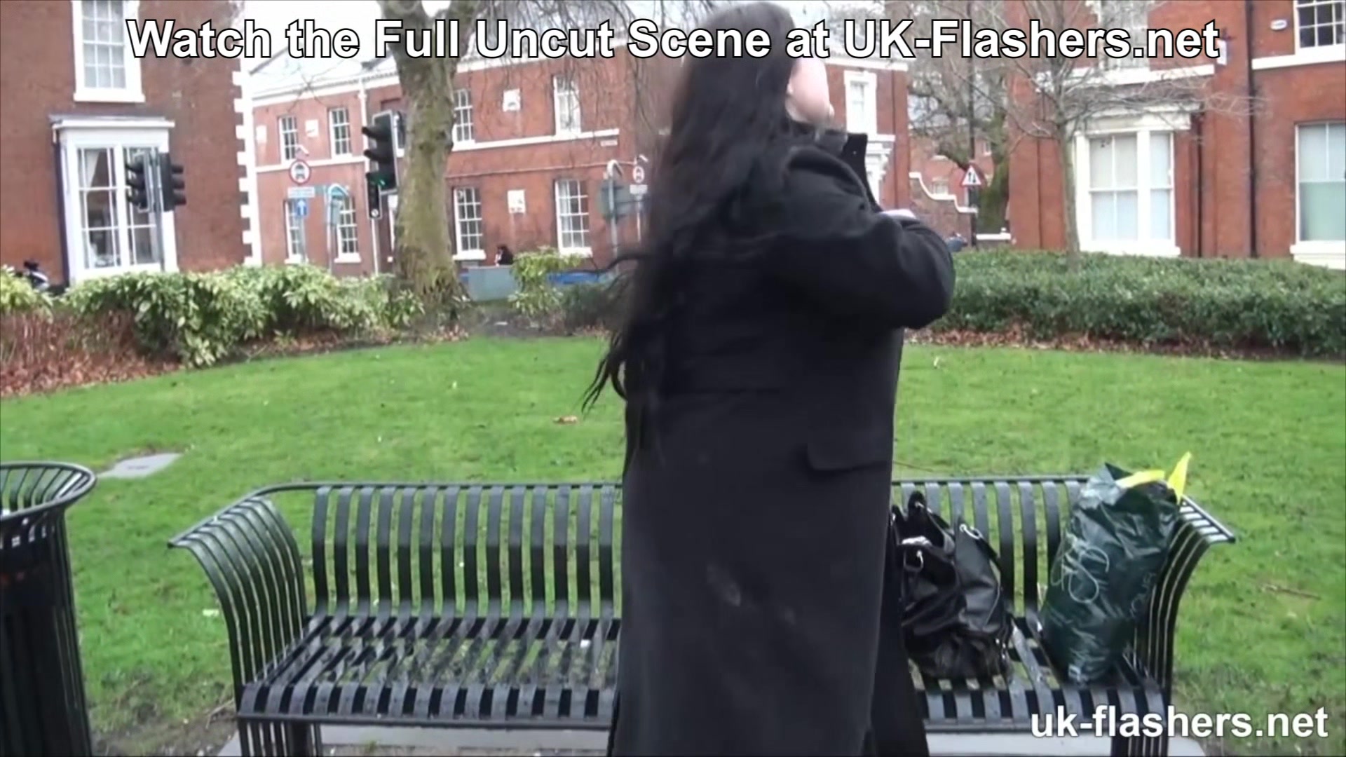 British Lassie Flashing her Fat Pussy for UK-Flashers