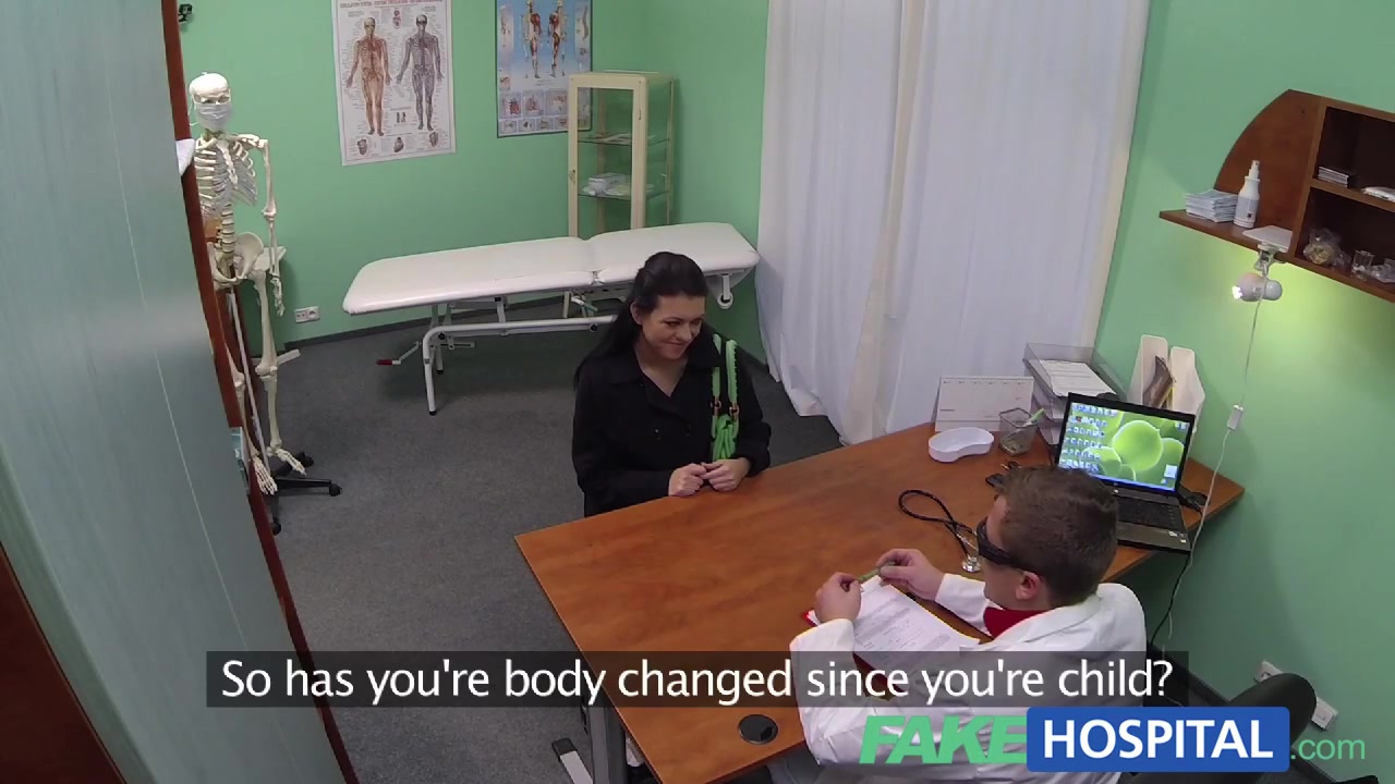 mum wanting to feel hot has her arse tongued by the doctor
