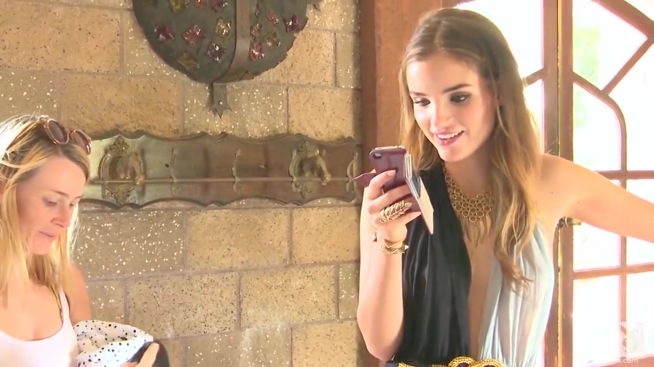 Behind the scenes with Roos Van Montfort