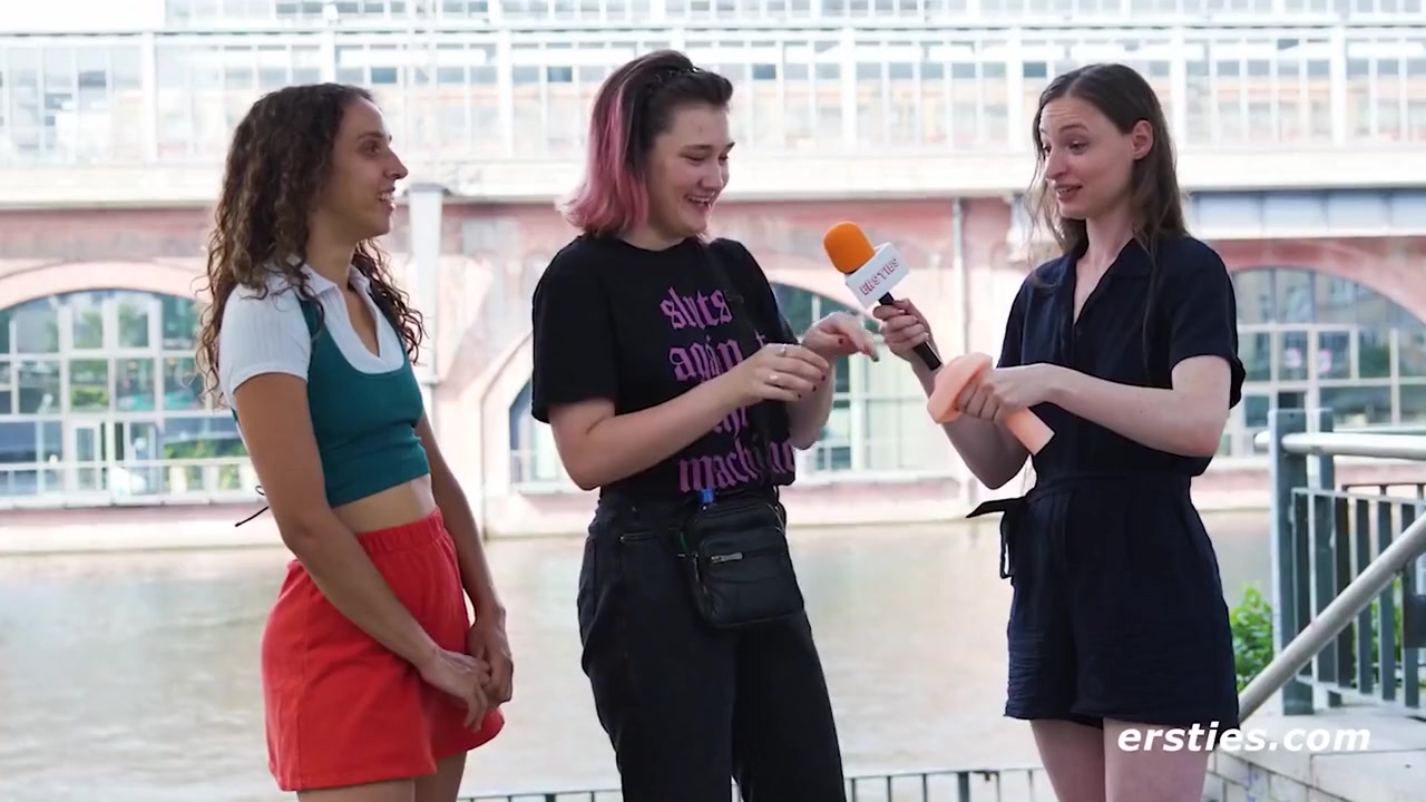 Lesbian Couple Try Fisting During Sex