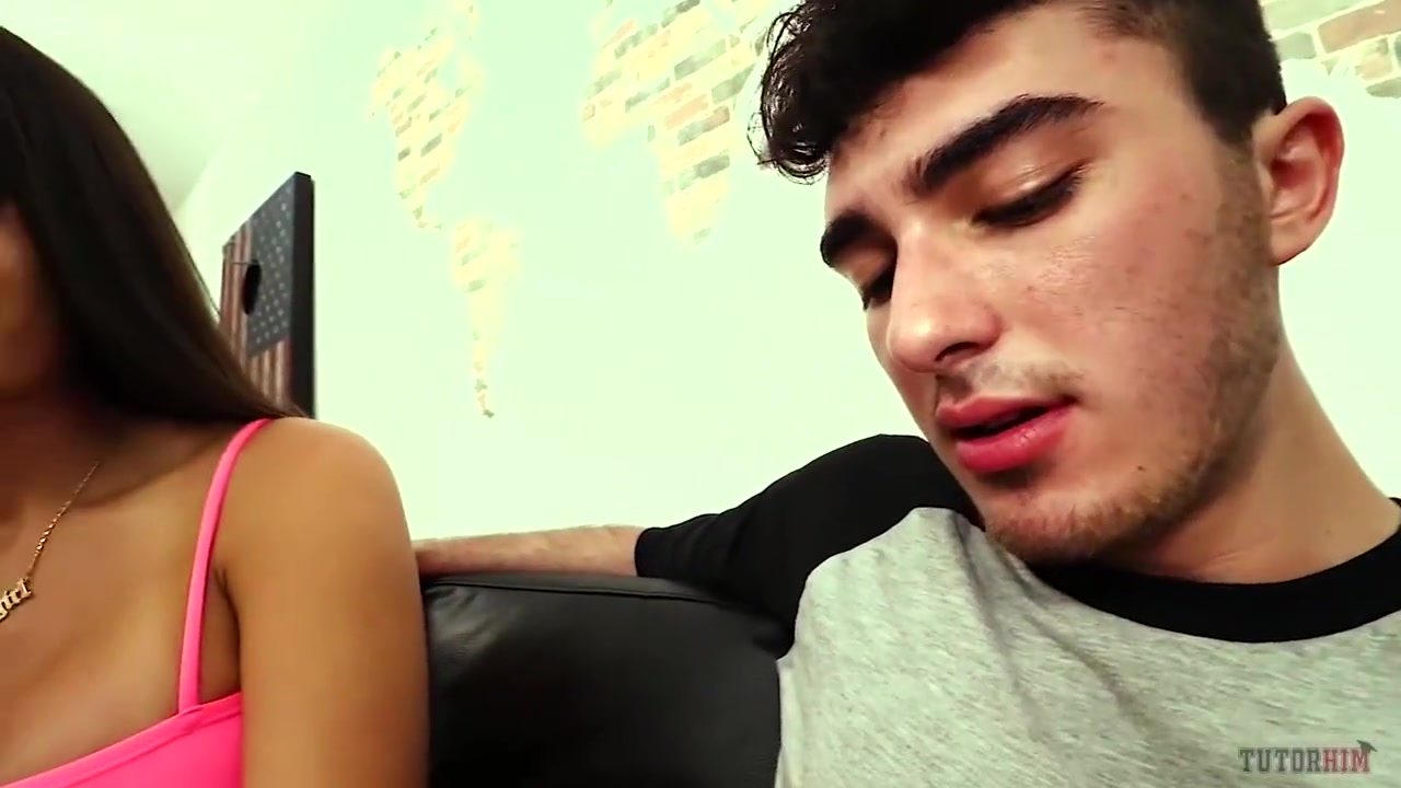 Kiki Klout In Gives This Pupil The Handjob Of A Lifetime Cfnm