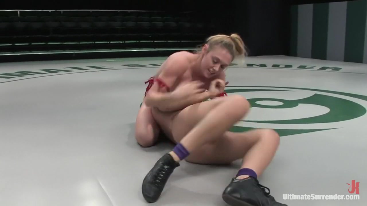 Darling 'The Grappler' (1-0) vsKarrlie Dawn 'The Anvil' (0-2)
