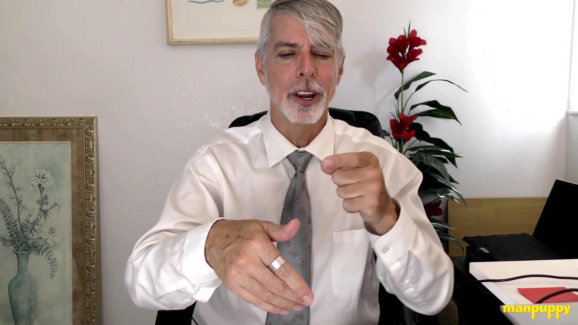ManPuppy: Psychiatrist Richard Lennox Teaches Virgin To Cum In Office Session